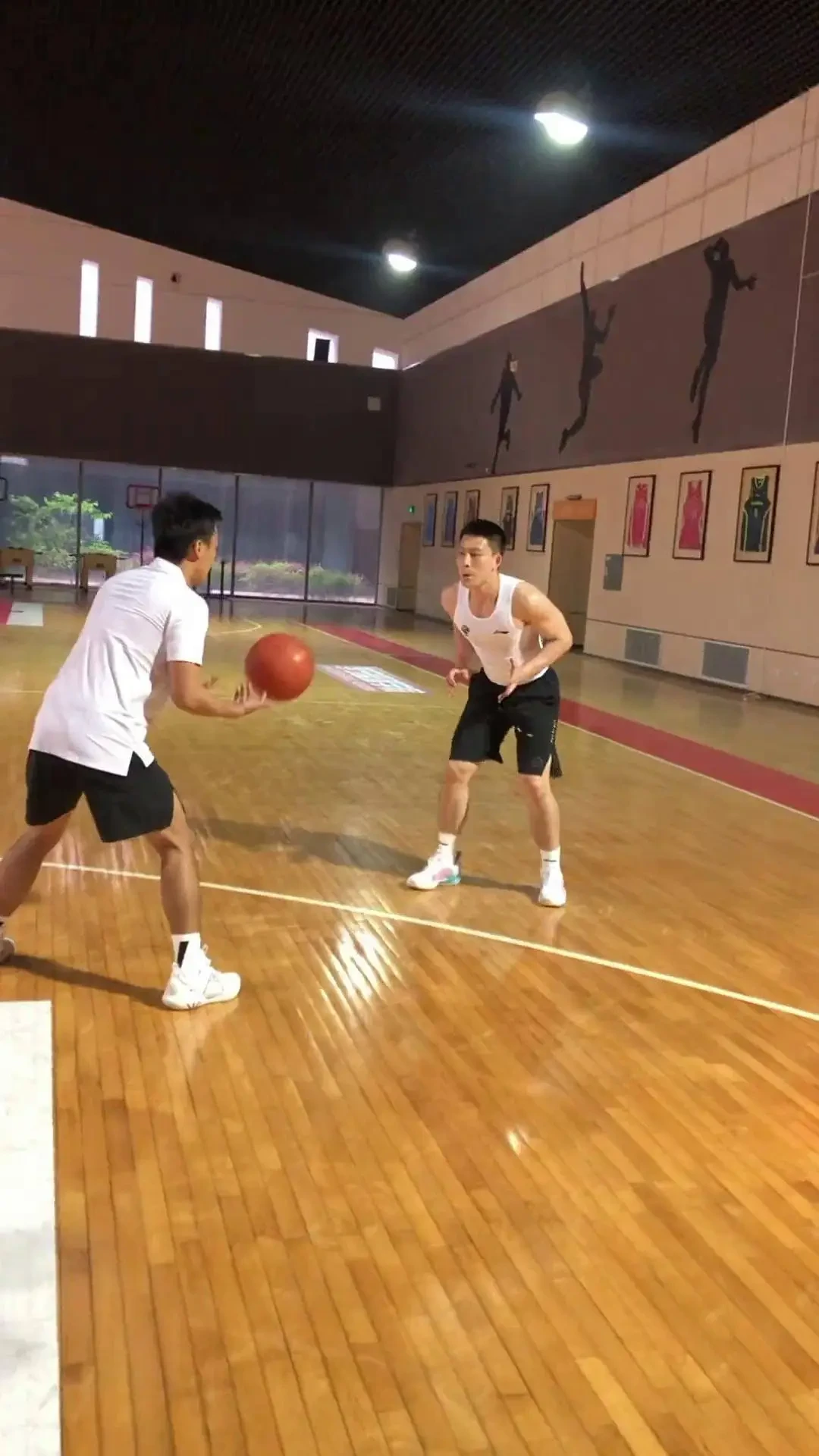 如何为不同水平的球员制定个性化的篮球训练策略_0